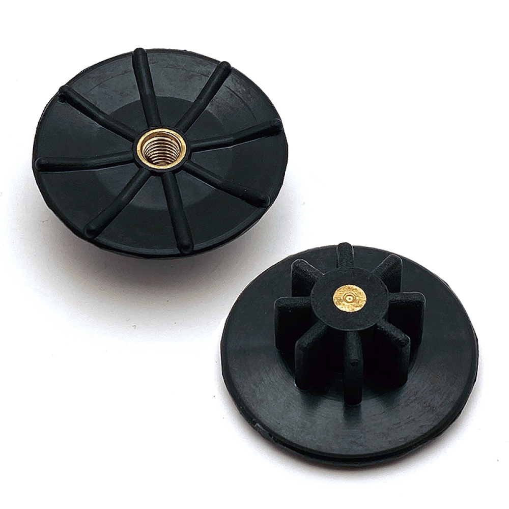 MANLIC023.jpg